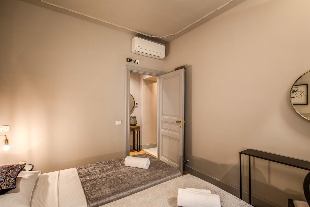 Decharme Apartment With Terrace In Monti Roma Dış mekan fotoğraf