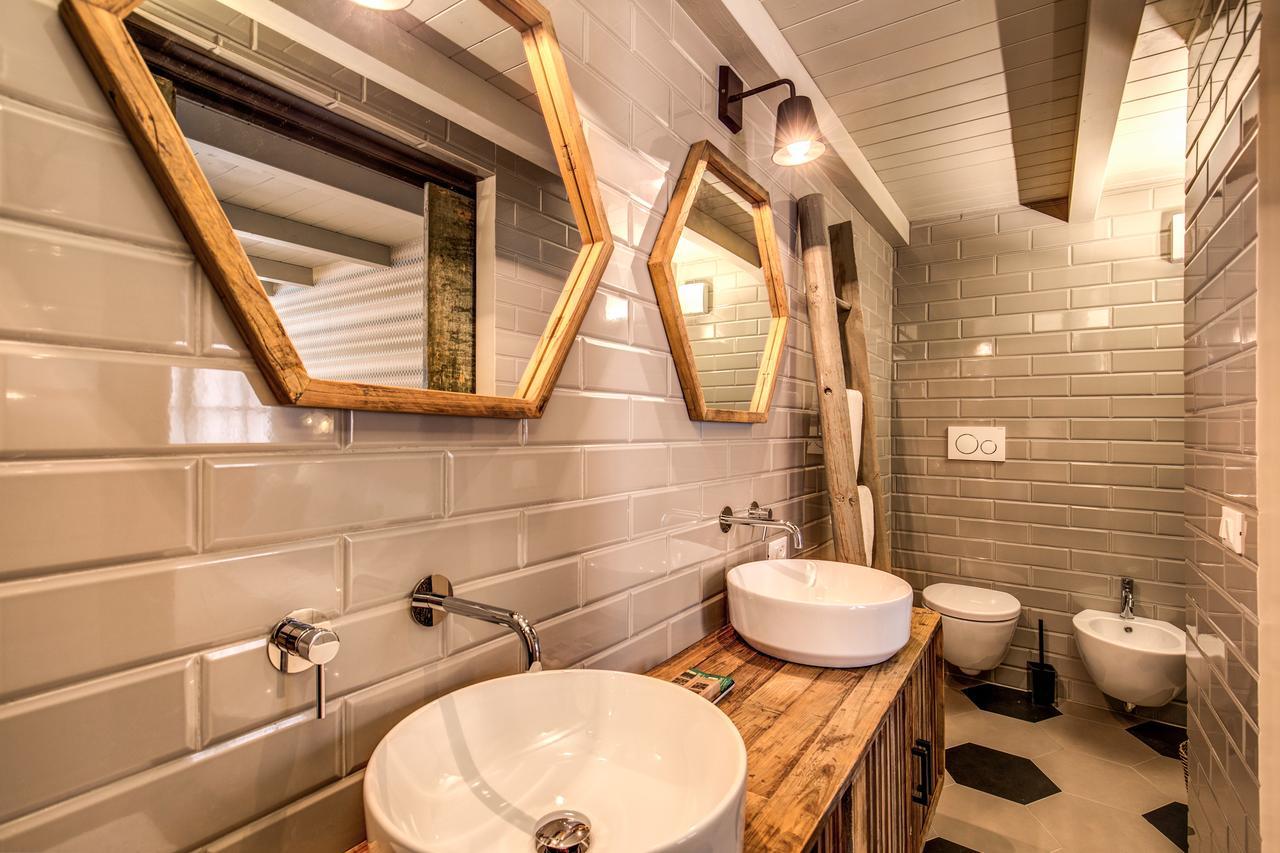 Decharme Apartment With Terrace In Monti Roma Dış mekan fotoğraf