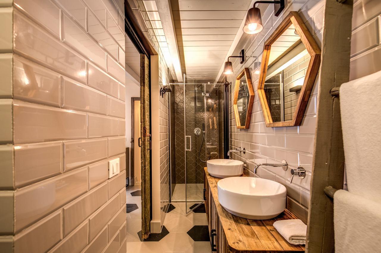 Decharme Apartment With Terrace In Monti Roma Dış mekan fotoğraf